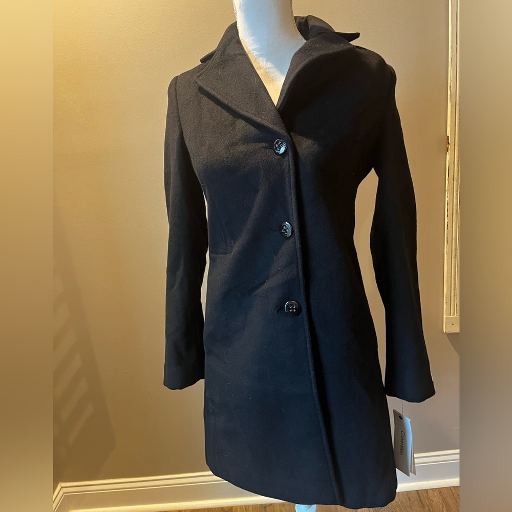Calvin Klein
Womens Single-Breasted Wool Blend Coat